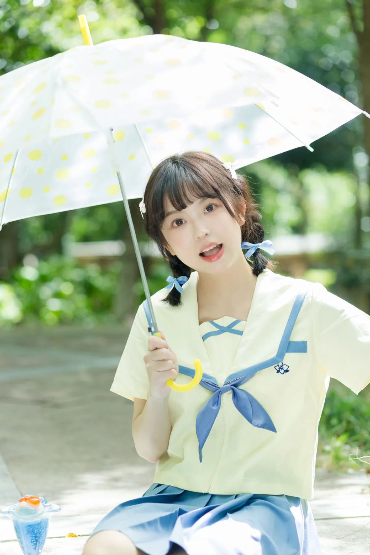 LLL_Lia__哈吉麻花《做和泡泡有关的梦》美图作品图片4