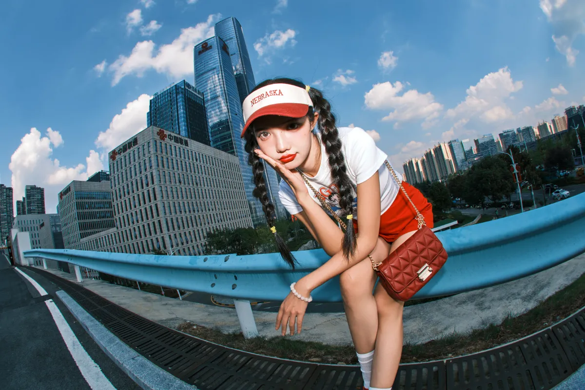 鱼眼娃娃1