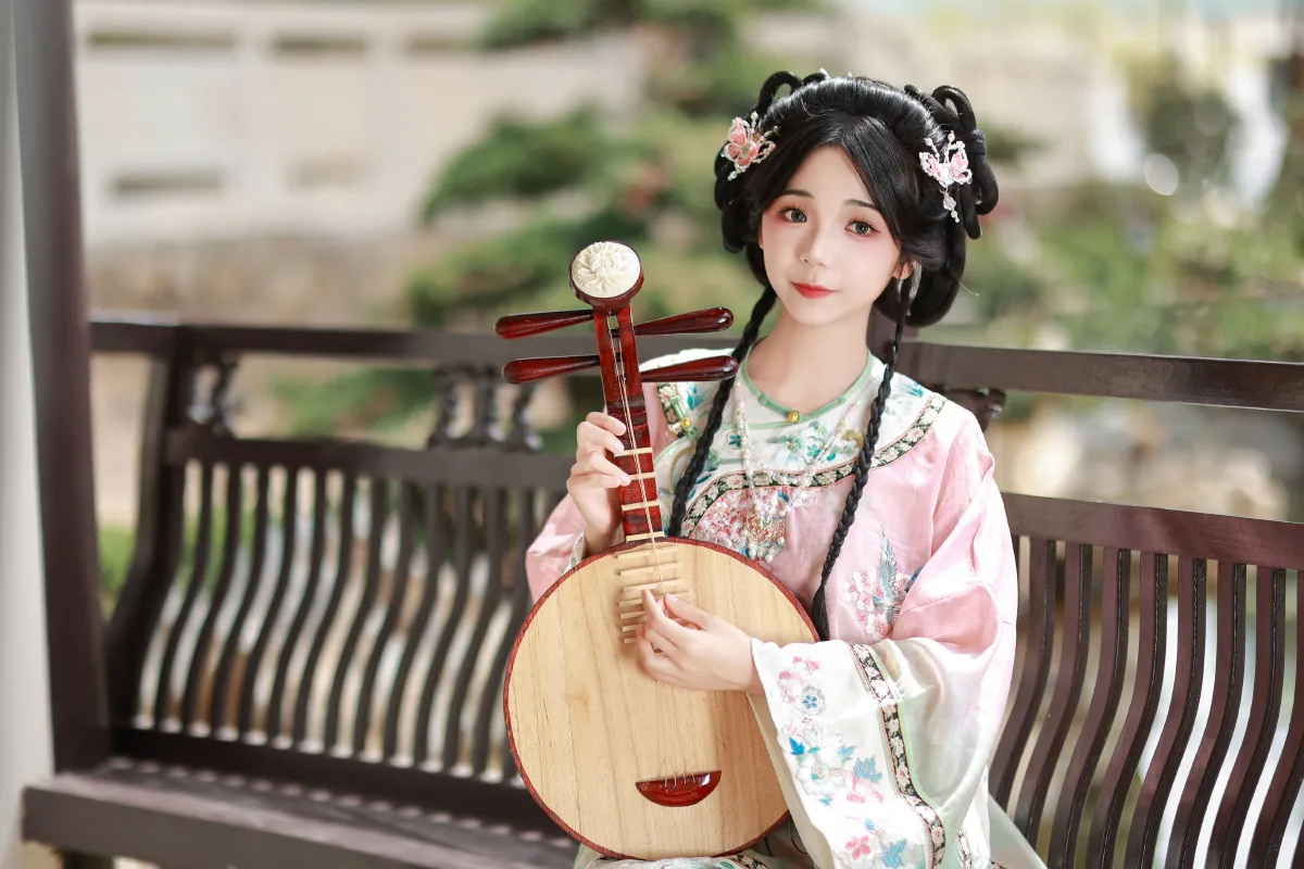 荷叶叶_戒软糖《乐游园》美图作品图片3