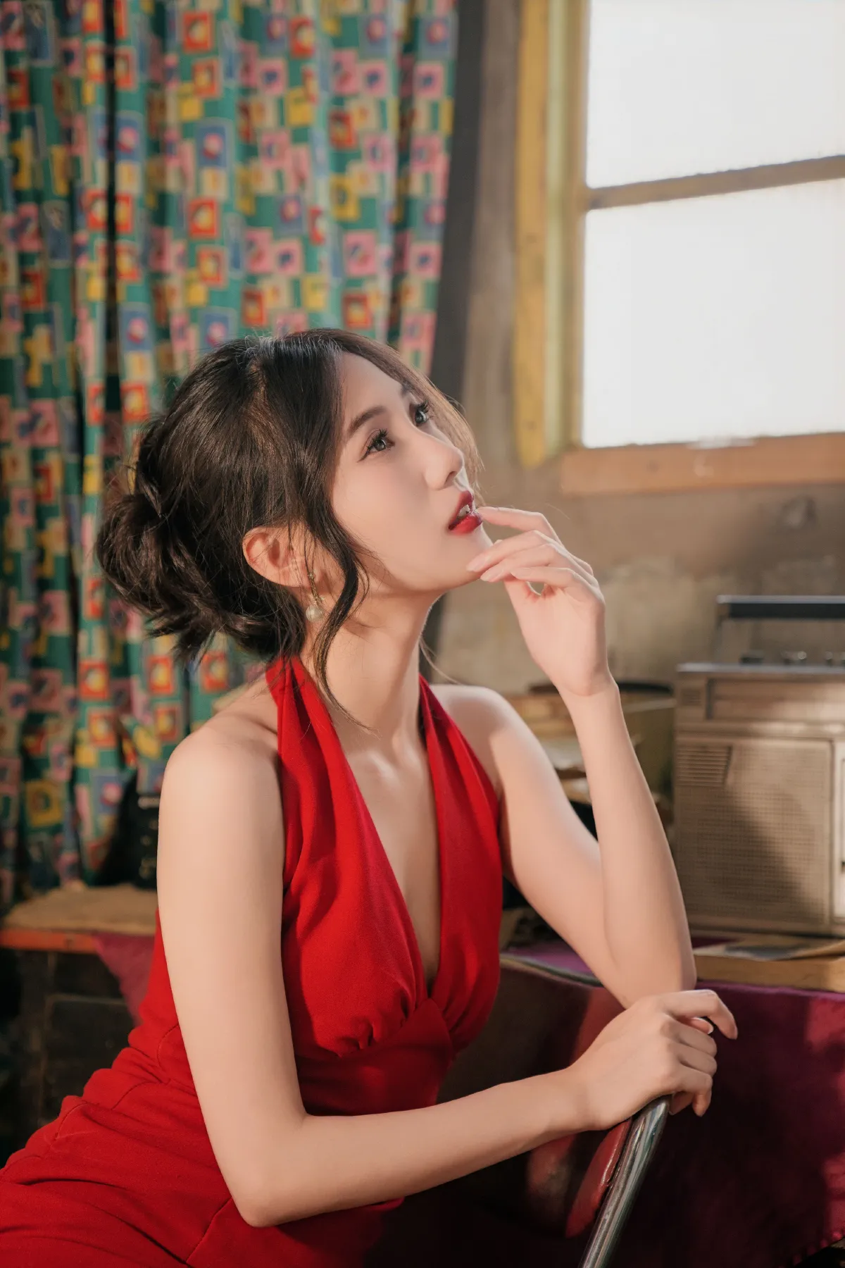 陈先森_o1ne万《一袭红裙》美图作品图片2