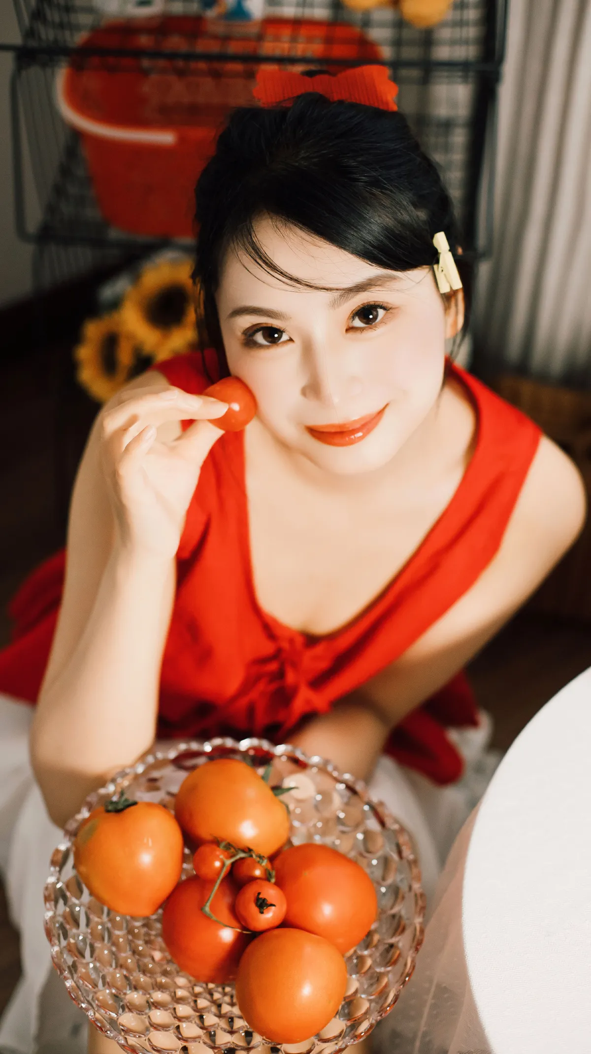 可爱的番茄少女