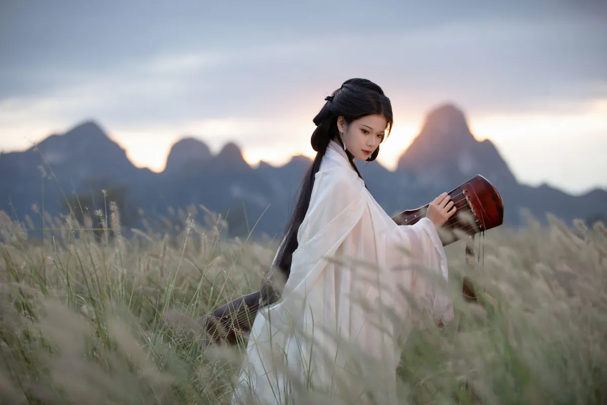 連翹_____纳尼《燕歌行》美图作品图片2