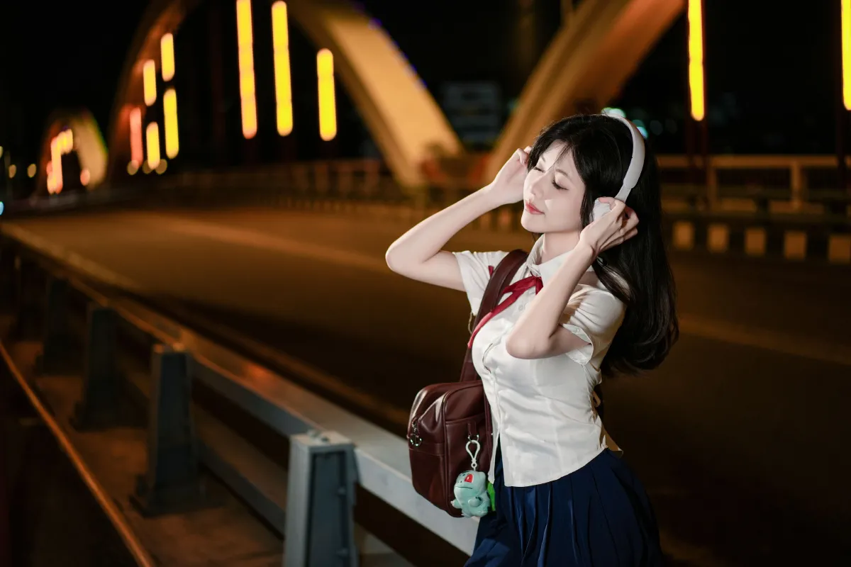 小雨汉服摄影工作室_璇《听风》美图作品图片3