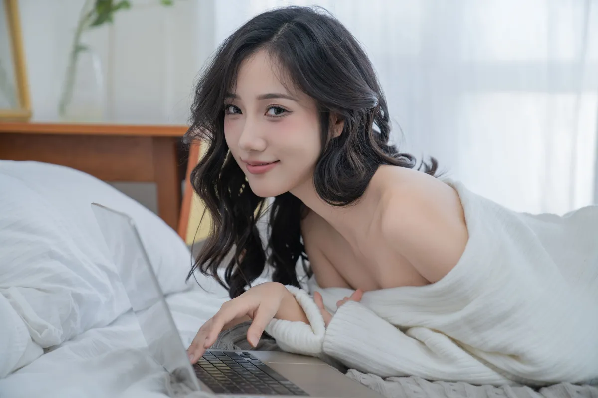 白色毛衣4