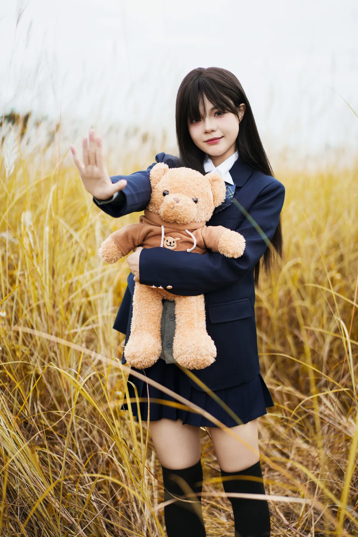 小雨汉服摄影工作室_小斯《风起》美图作品图片2