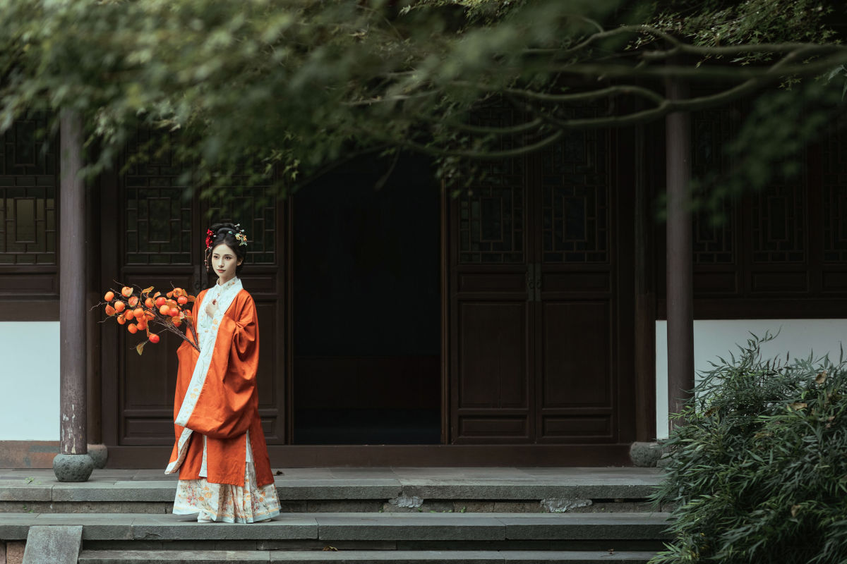 若寒Rock_眸小妖《秋游故寺》美图作品图片3