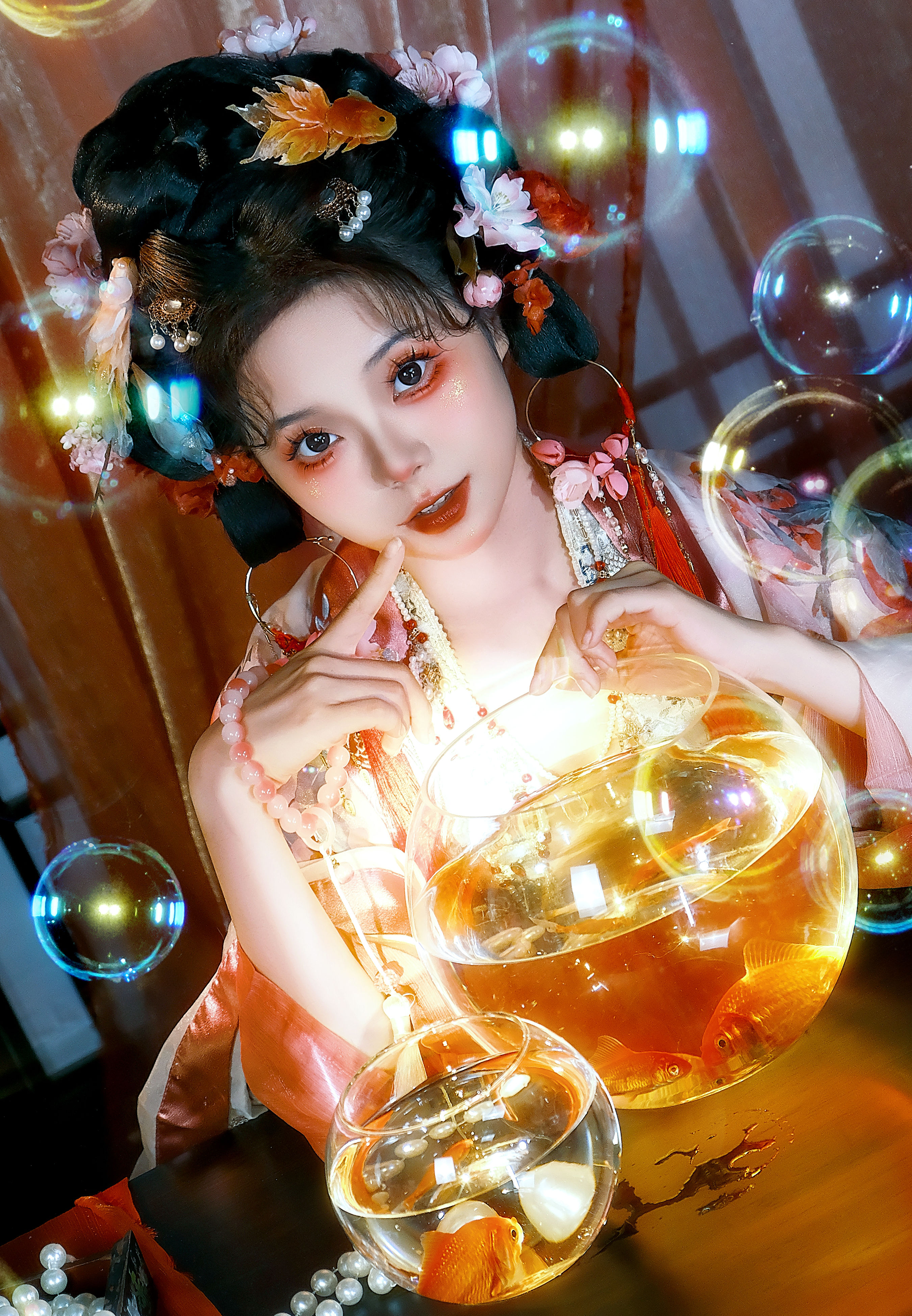 梁知晴_亭子大魔王《锦鲤公主》美图作品图片1