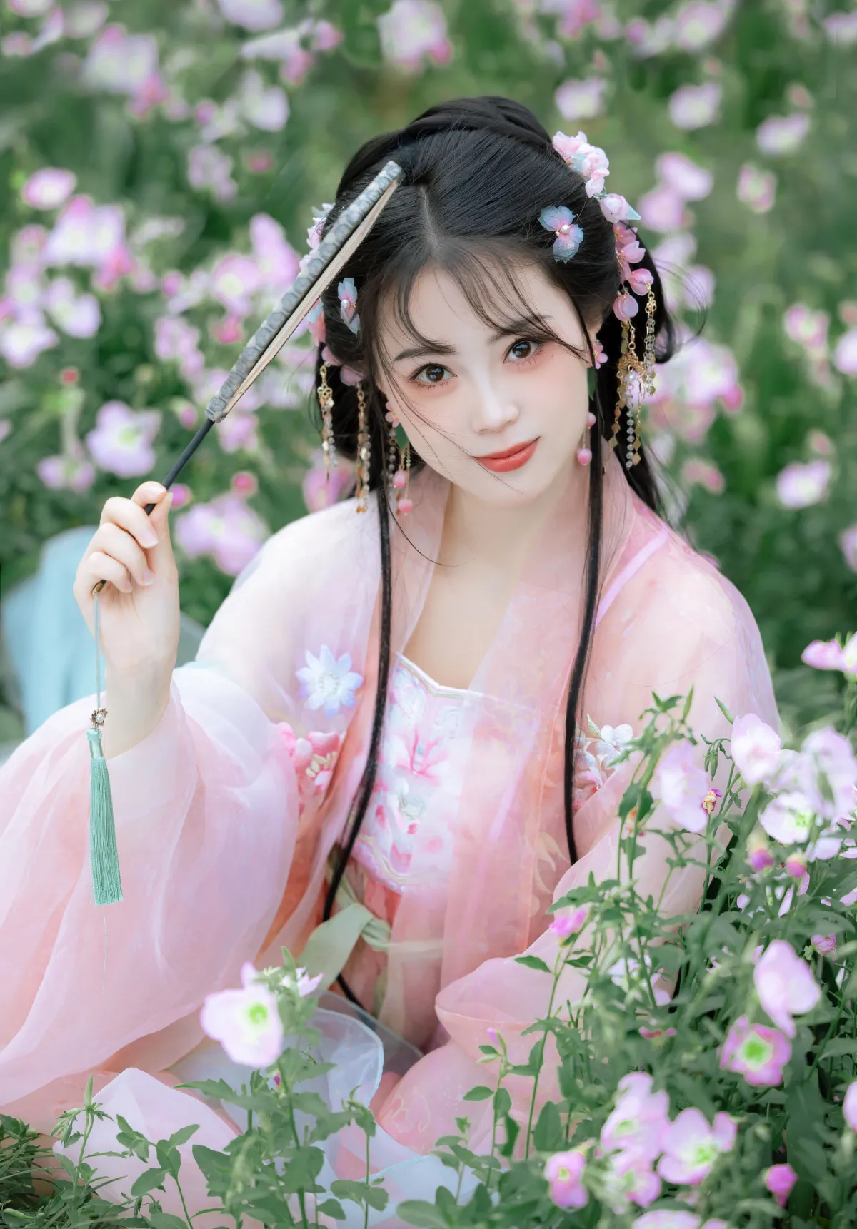 开夜车的猫-_安风《蔷薇》美图作品图片5