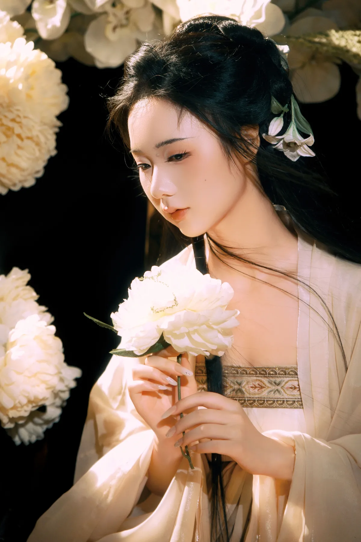 花下怜