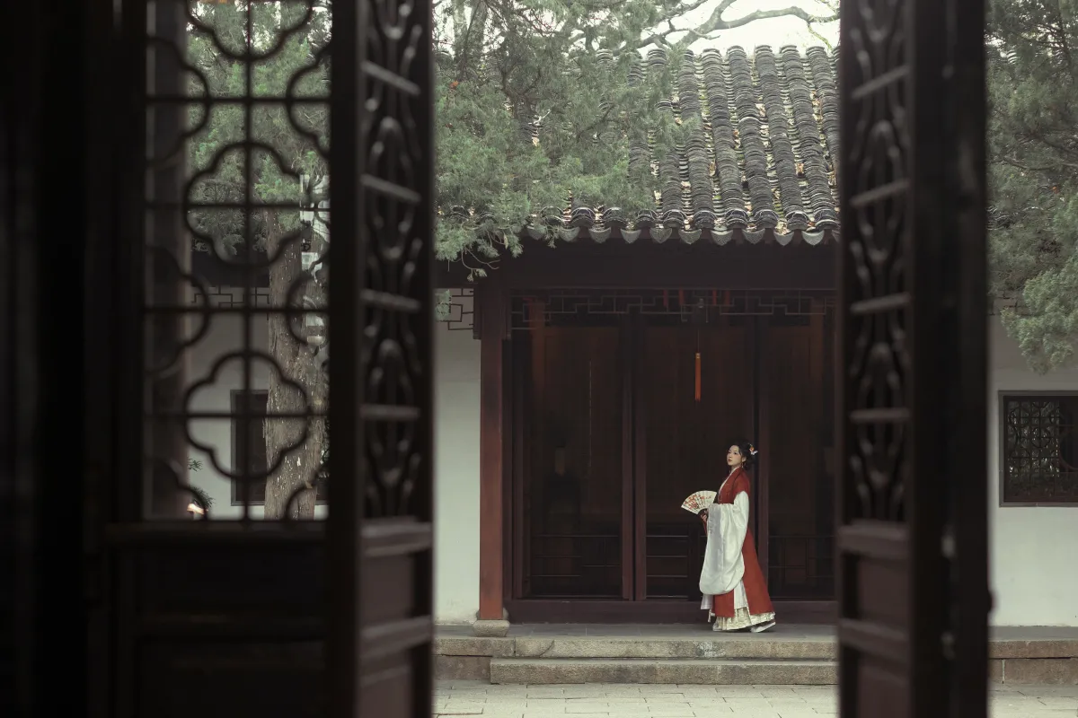 晚秋枫