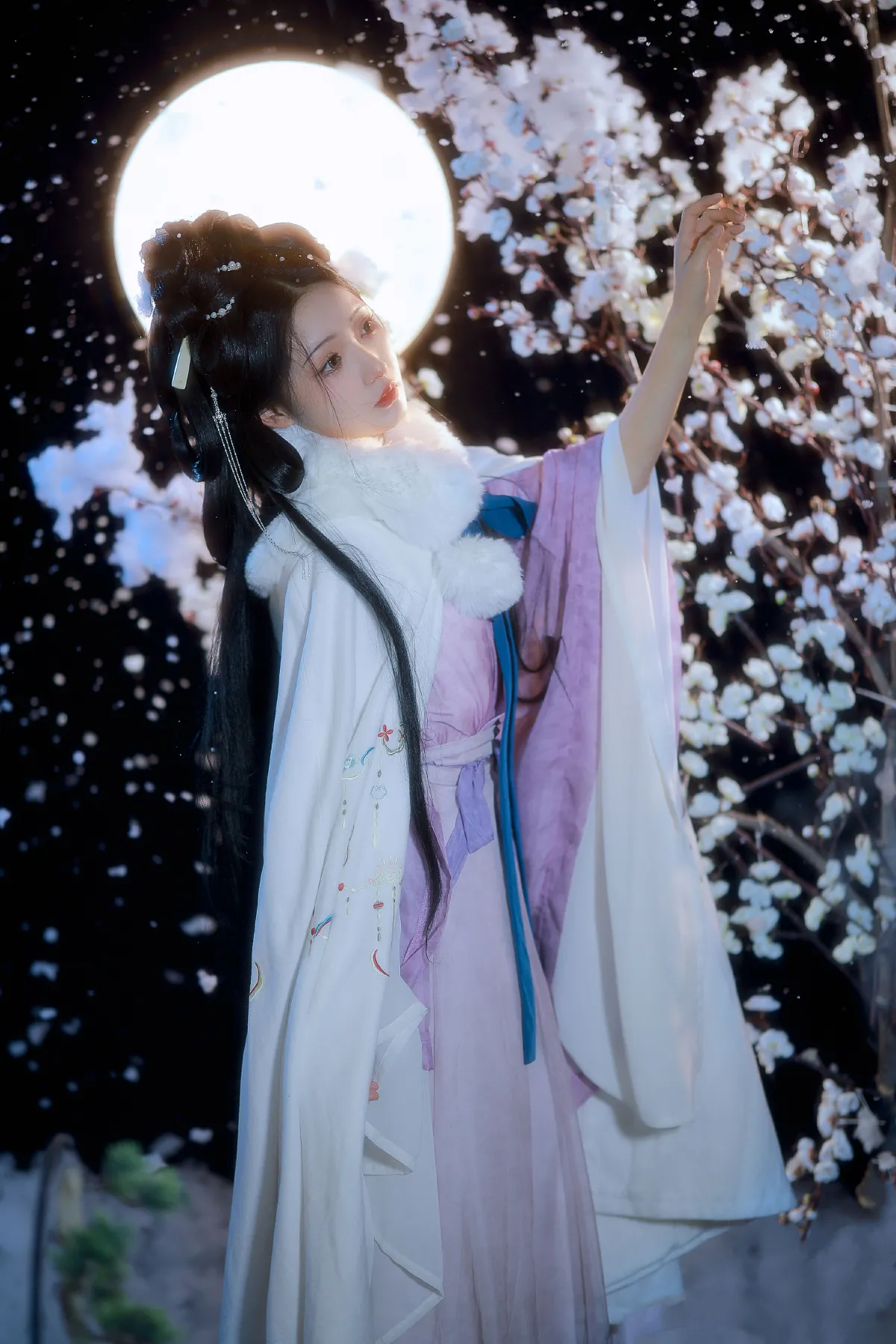 围炉观雪