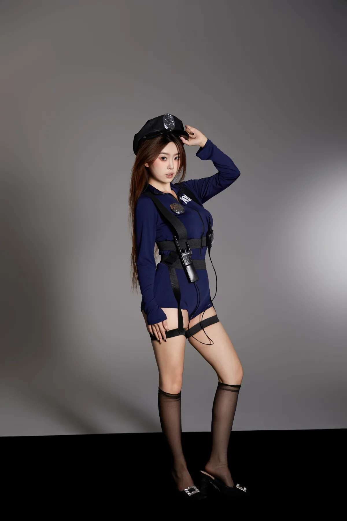 辣妹女警写真