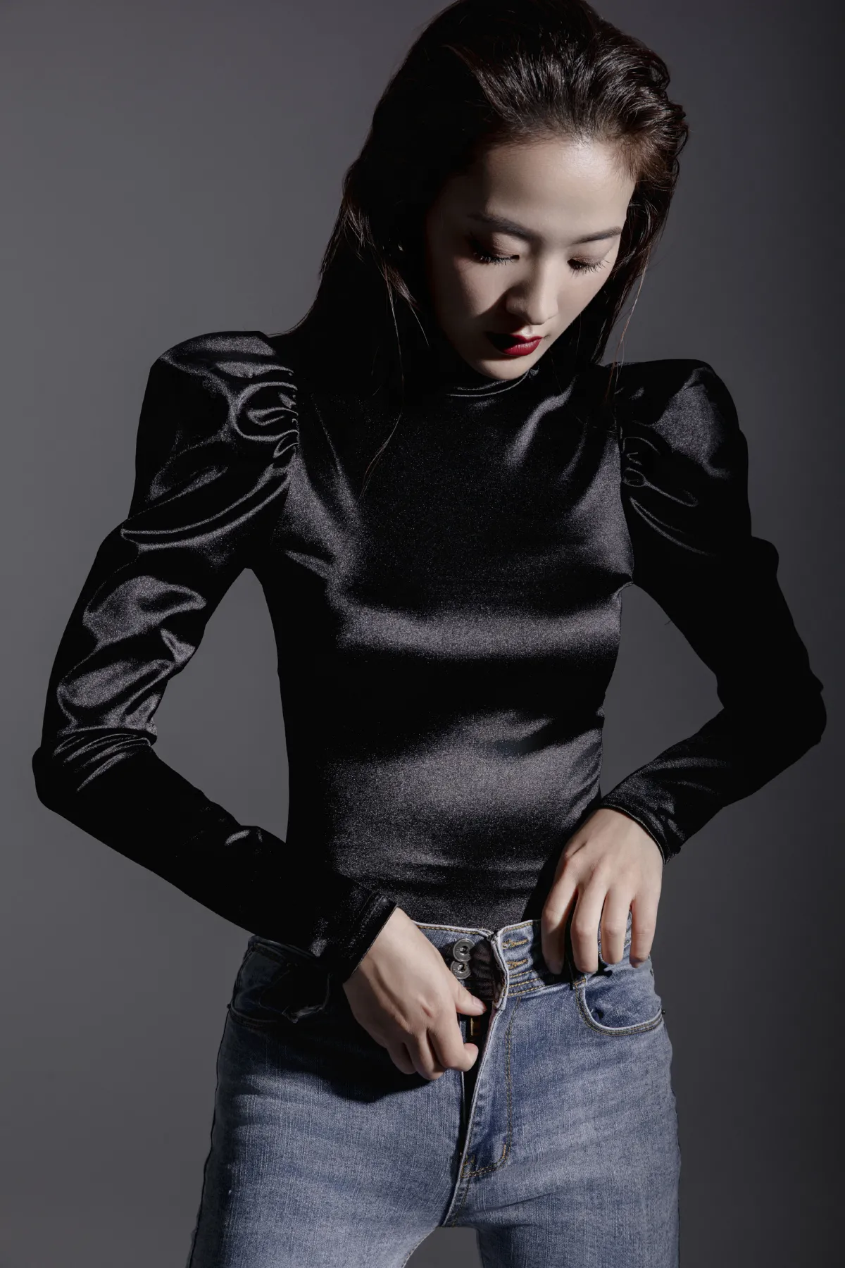 WEAR JEANS