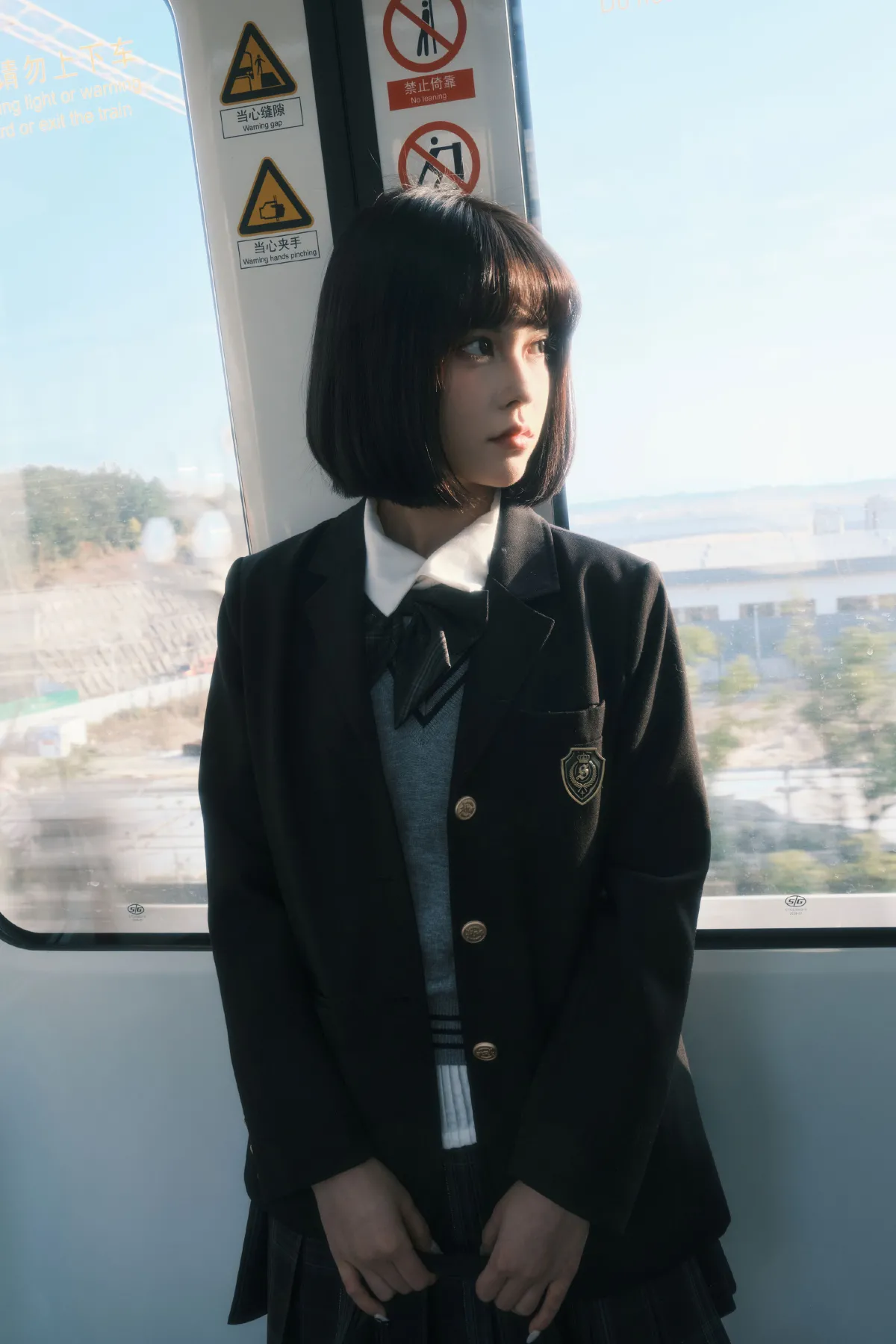地铁少女