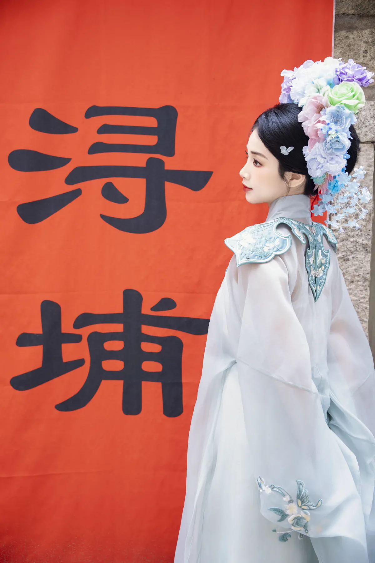 簪花少女