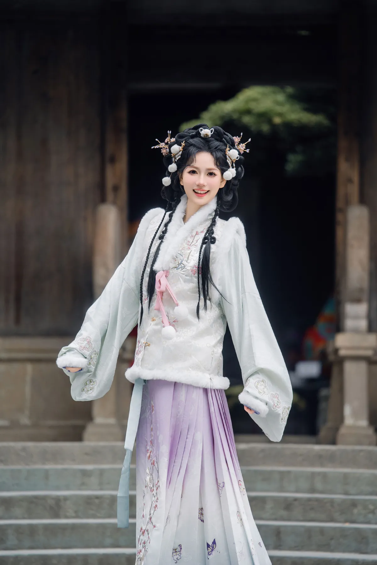远山乔