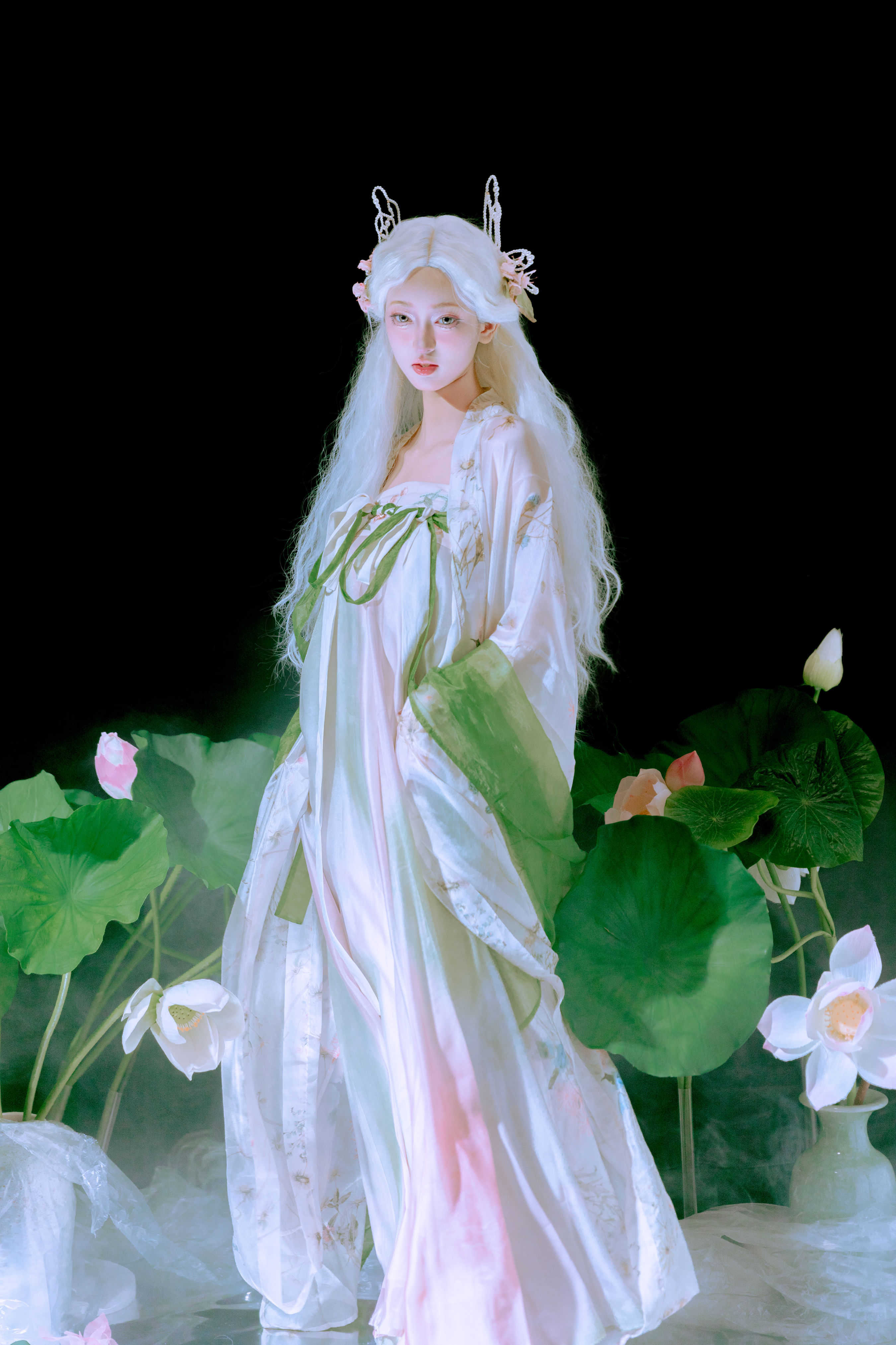 荷灵