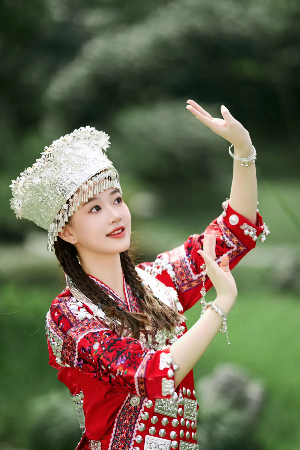 现在不能随便下蛊了