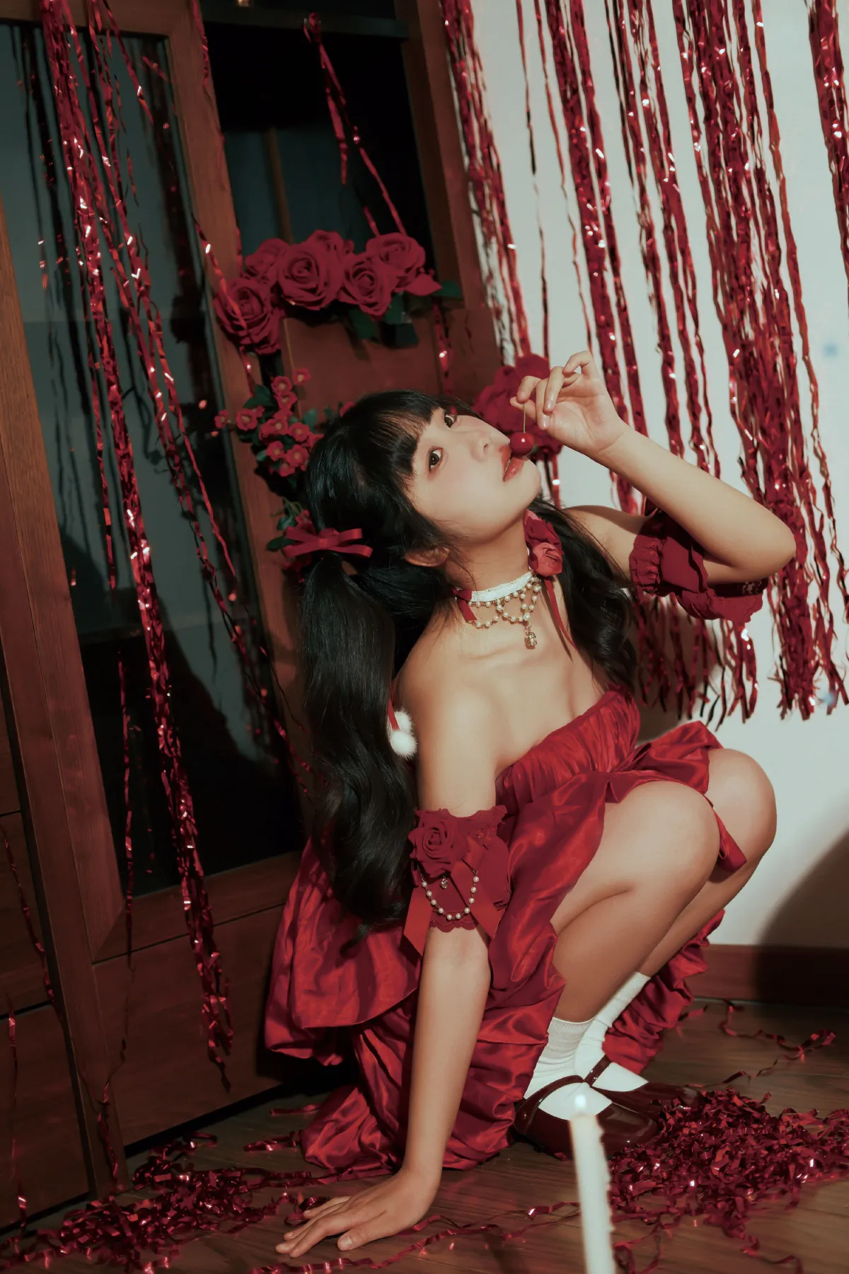 红裙女孩
