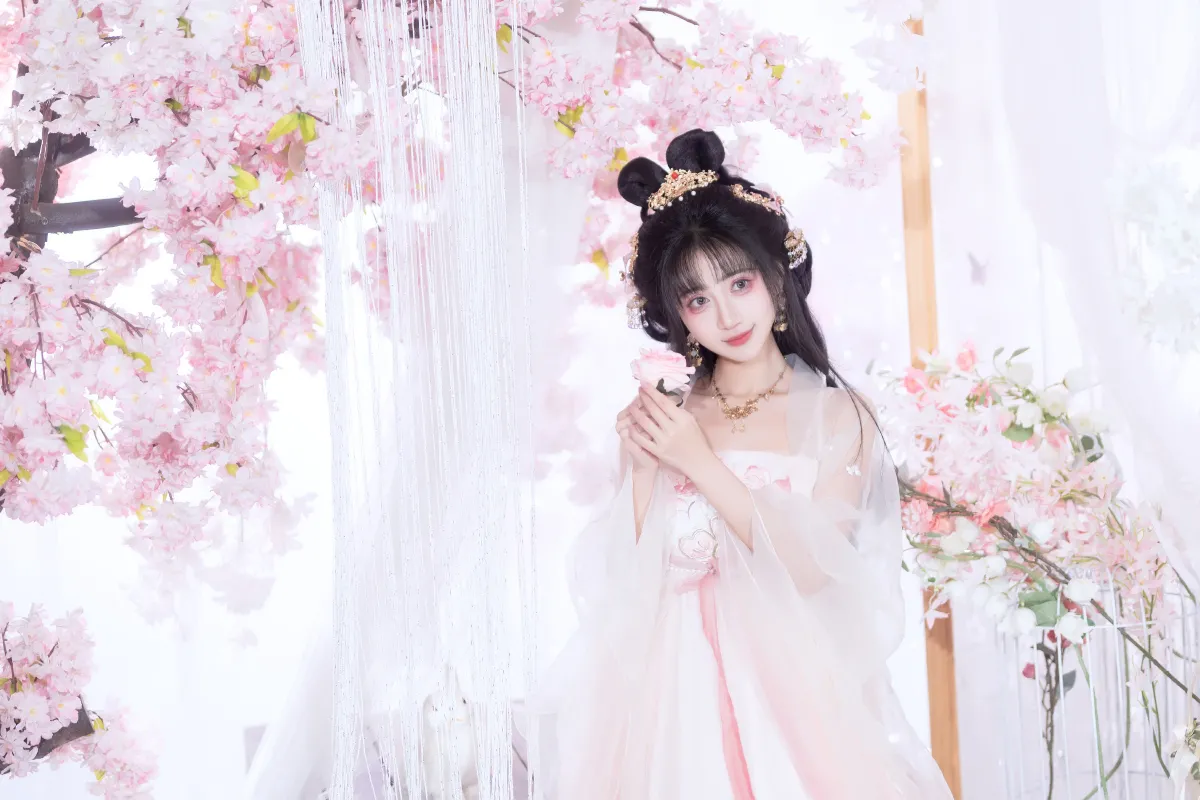 少时白_绮罗生的小苏苏《樱絮辞》美图作品图片2