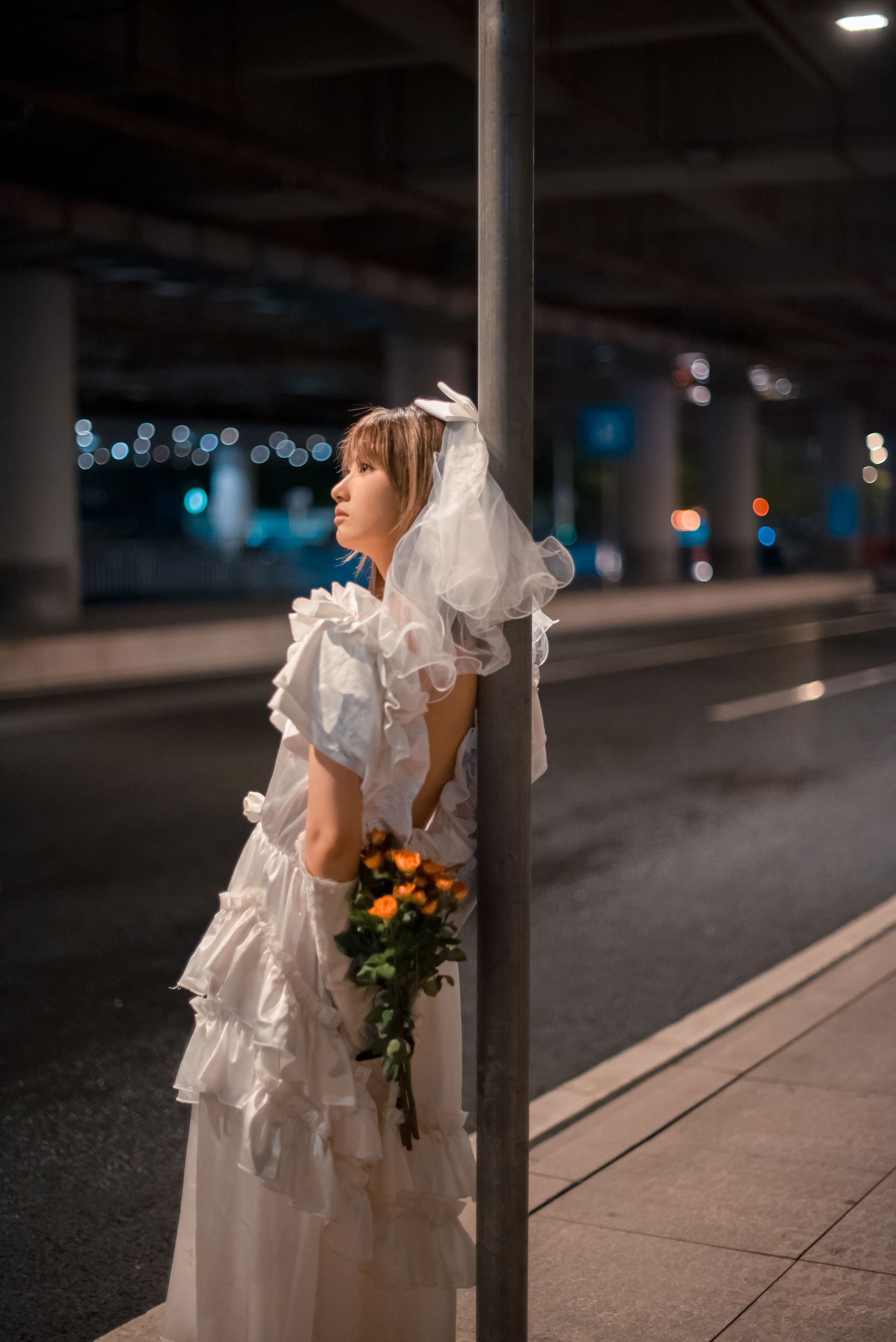 婚纱背后
