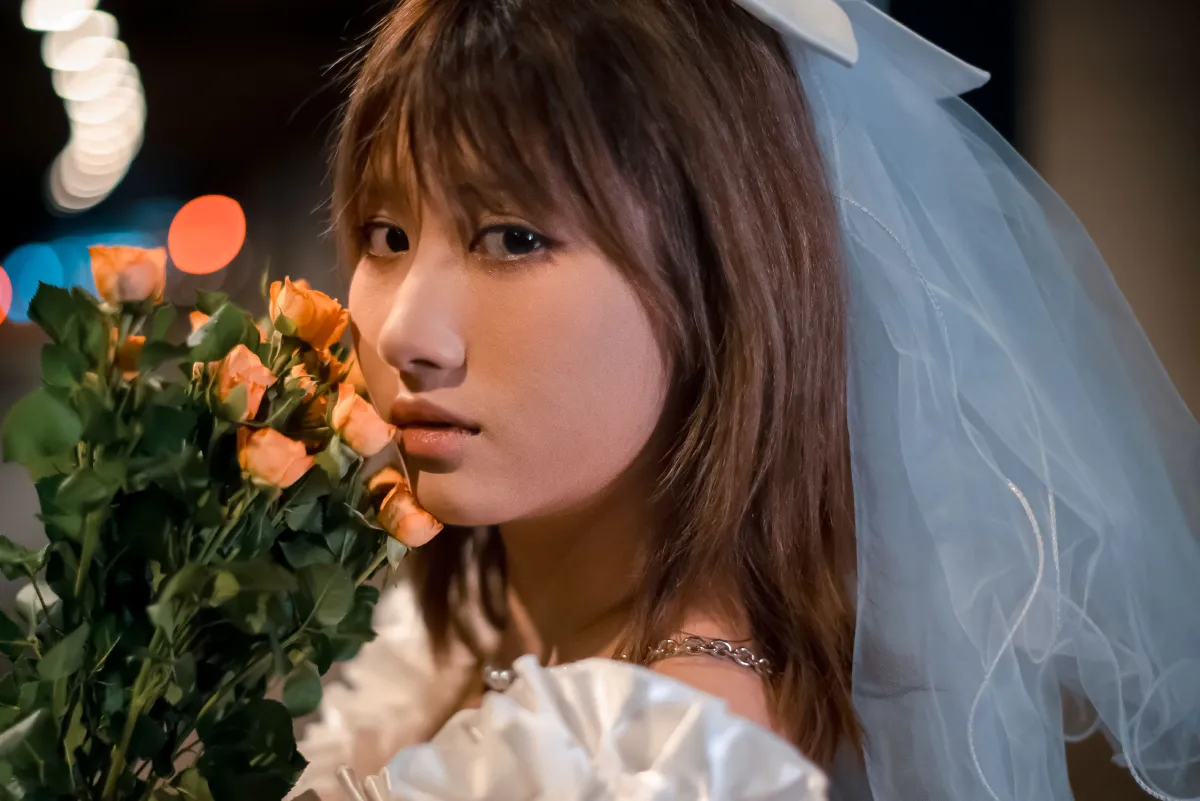 婚纱背后