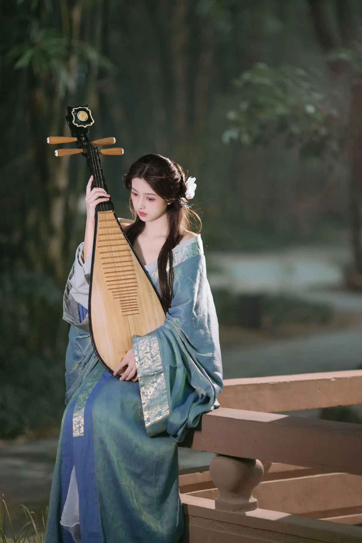 晓山青_一枝小乙《遇见是缘分难说》美图作品图片3