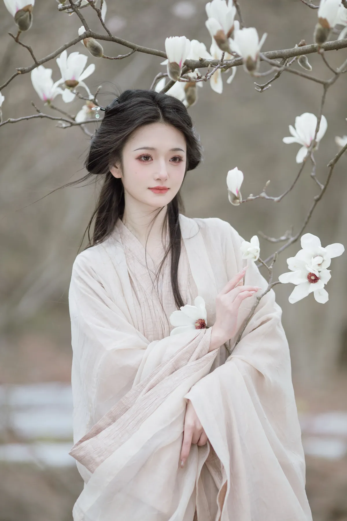 晓山青_赤嫣在这里《风动暗香浓》美图作品图片4