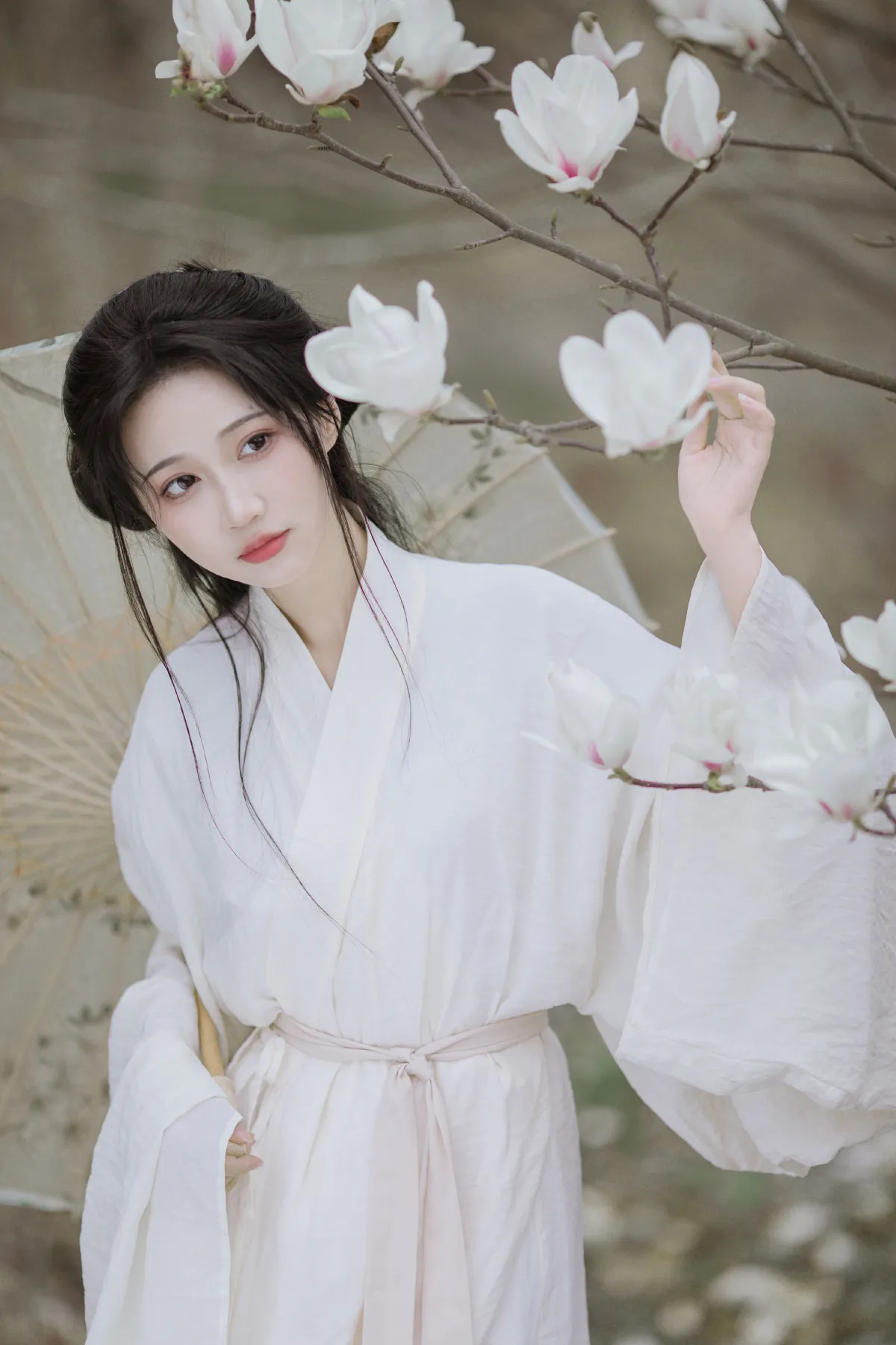 晓山青_绮罗生的小苏苏《皎洁如兰》美图作品图片2