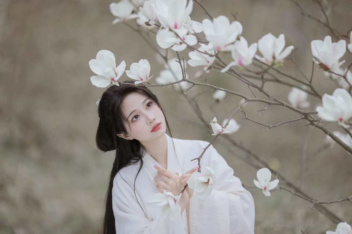 晓山青_绮罗生的小苏苏《皎洁如兰》美图作品图片5