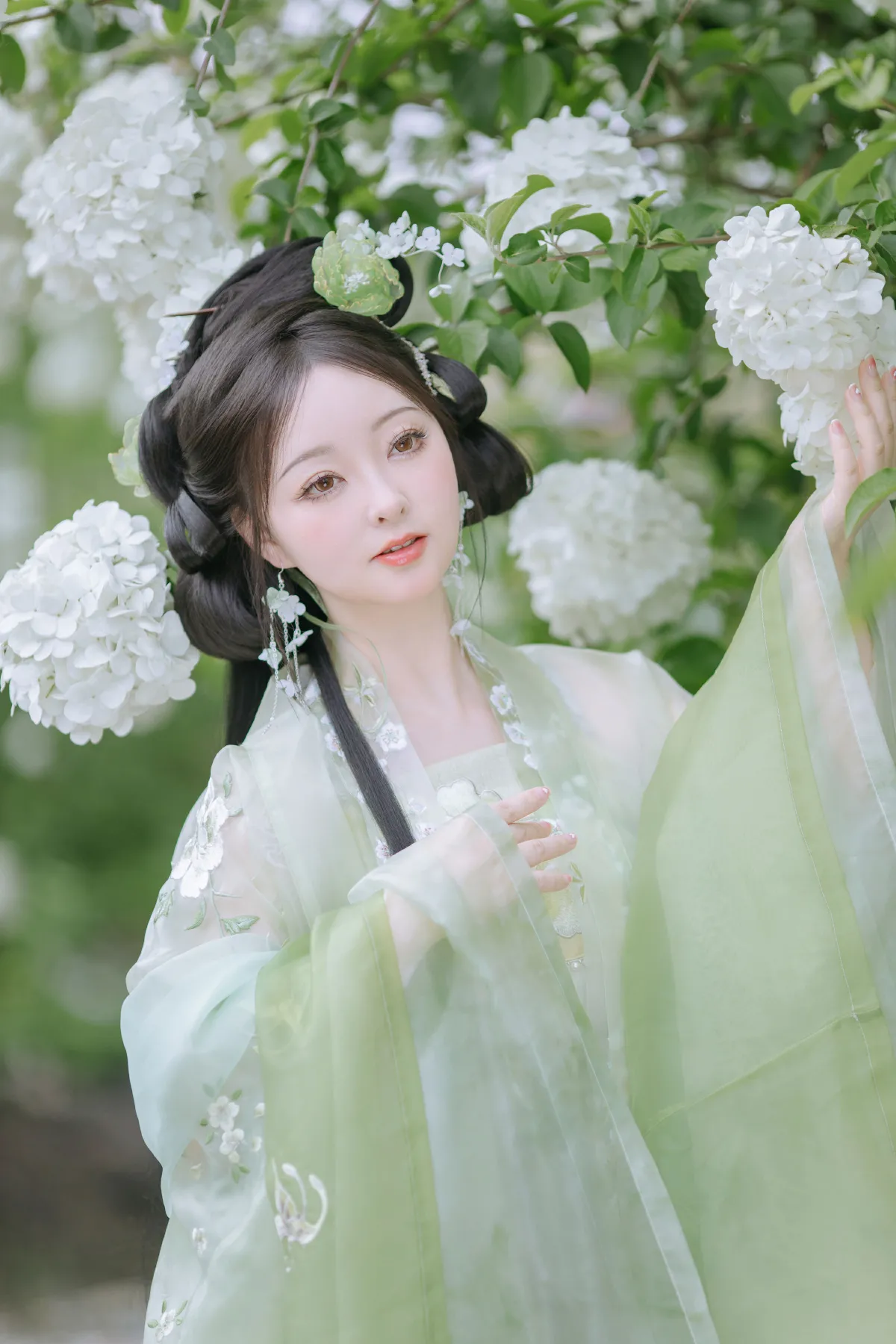 晓山青_荣小兔头《邻家有女》美图作品图片1