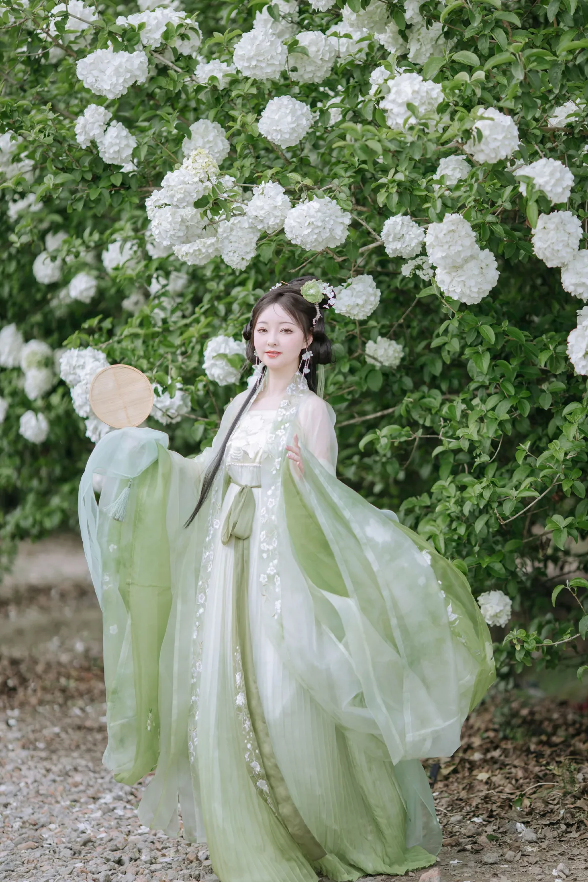 晓山青_荣小兔头《邻家有女》美图作品图片3