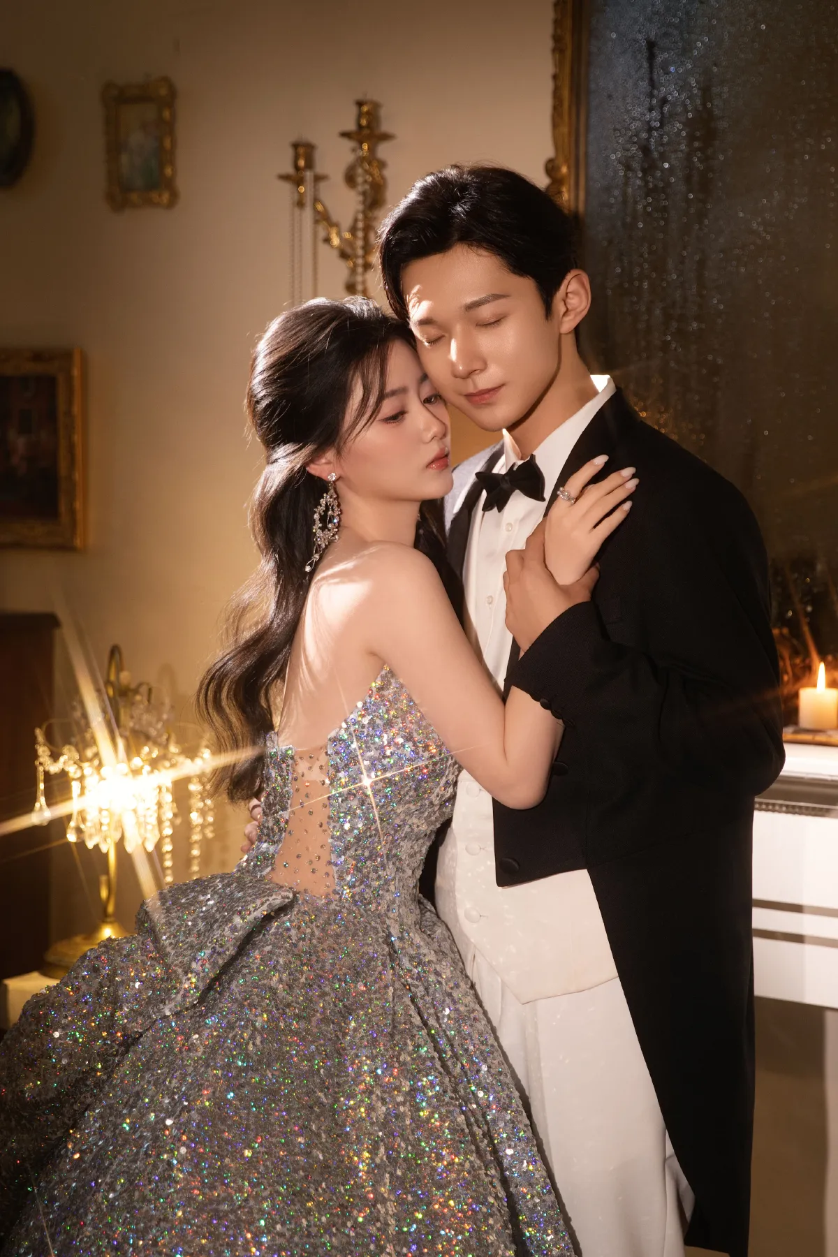 小西西_33+菠萝《炫丽华尔兹》美图作品图片4
