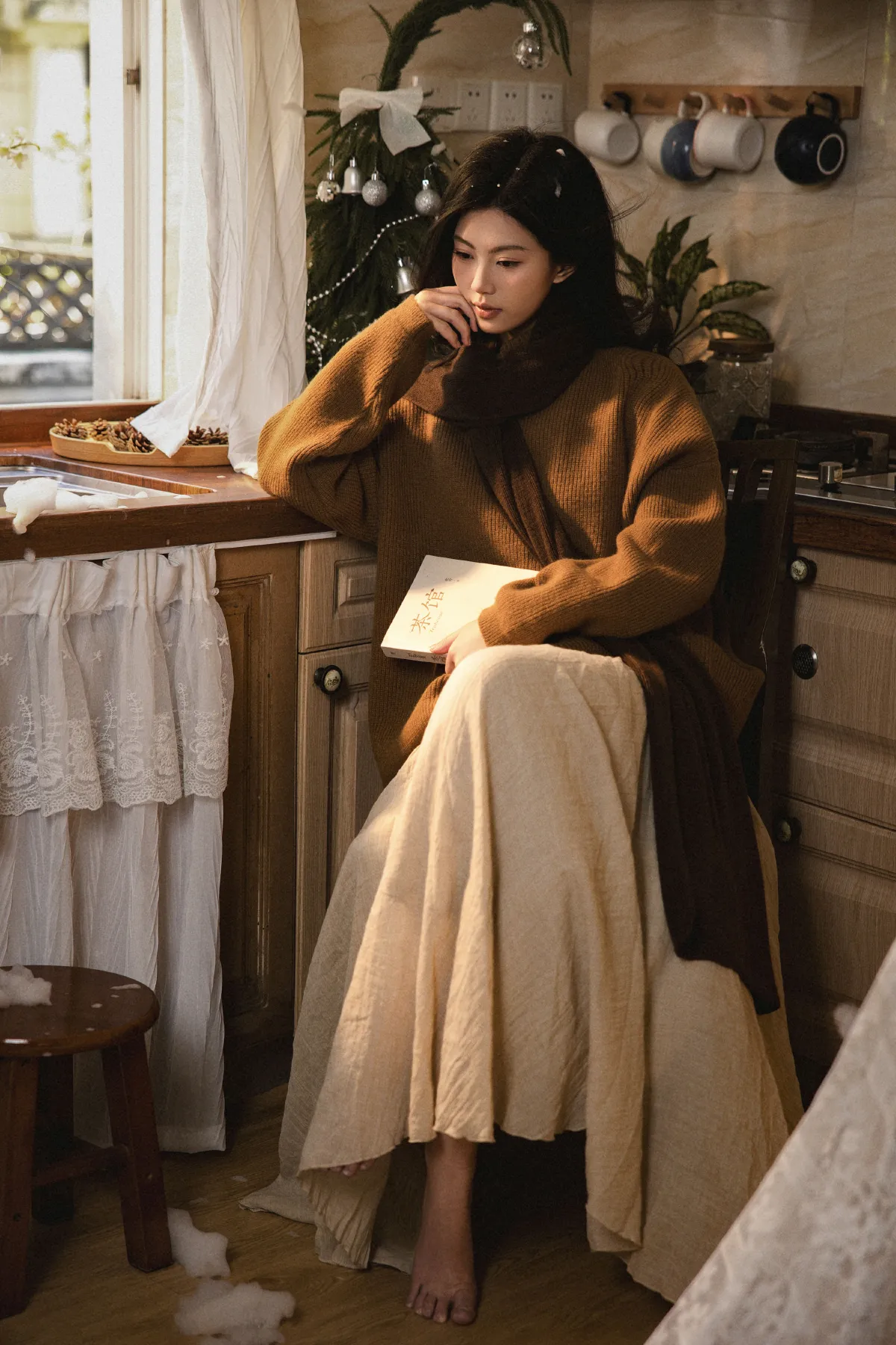 深秋厨房的文艺少女