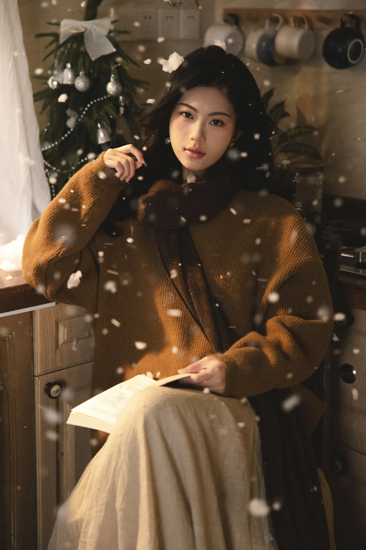 深秋厨房的文艺少女