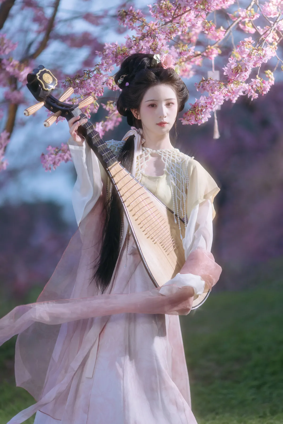 春色如许