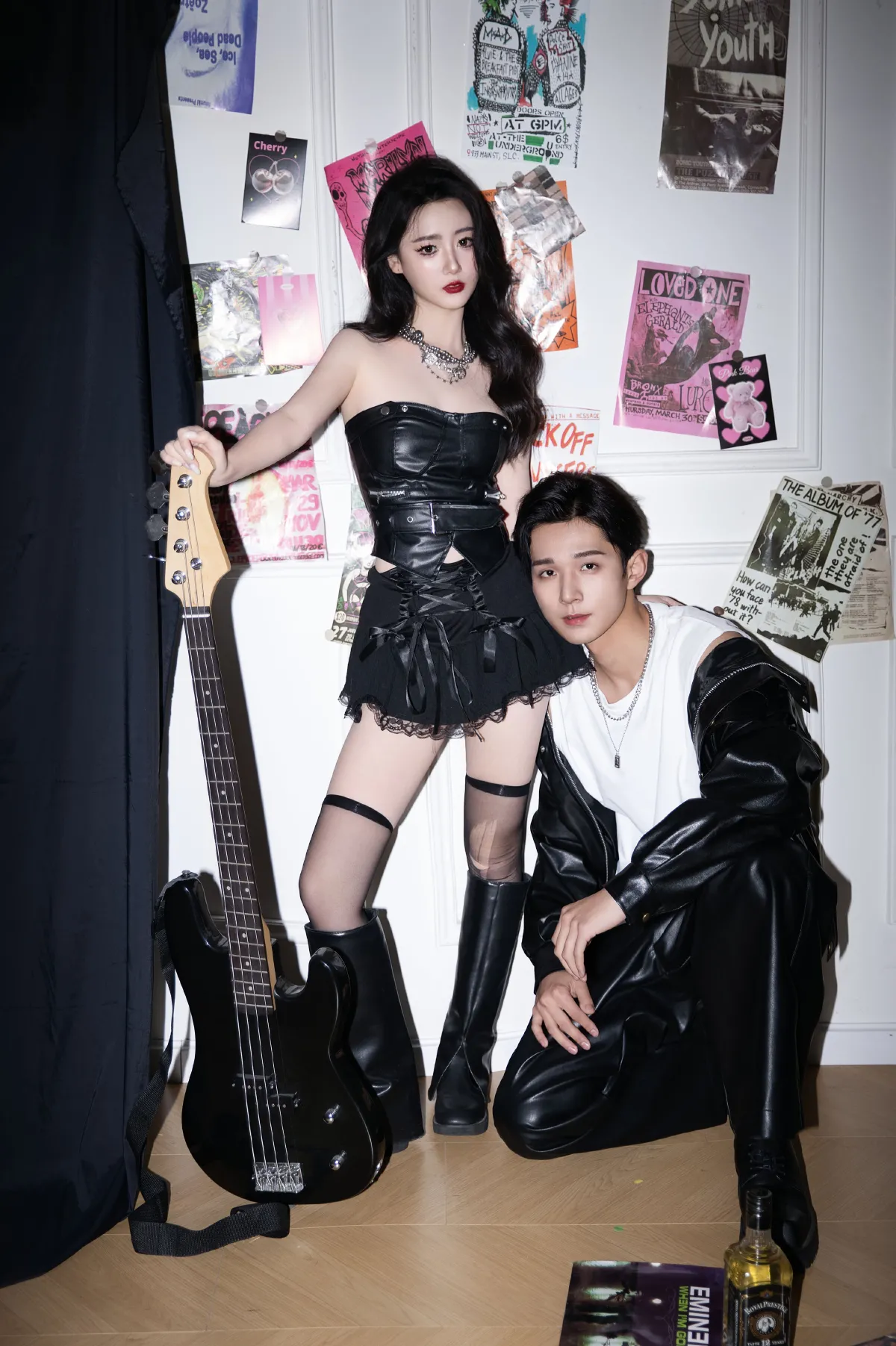 小西西_33+菠萝《rocker》美图作品图片4