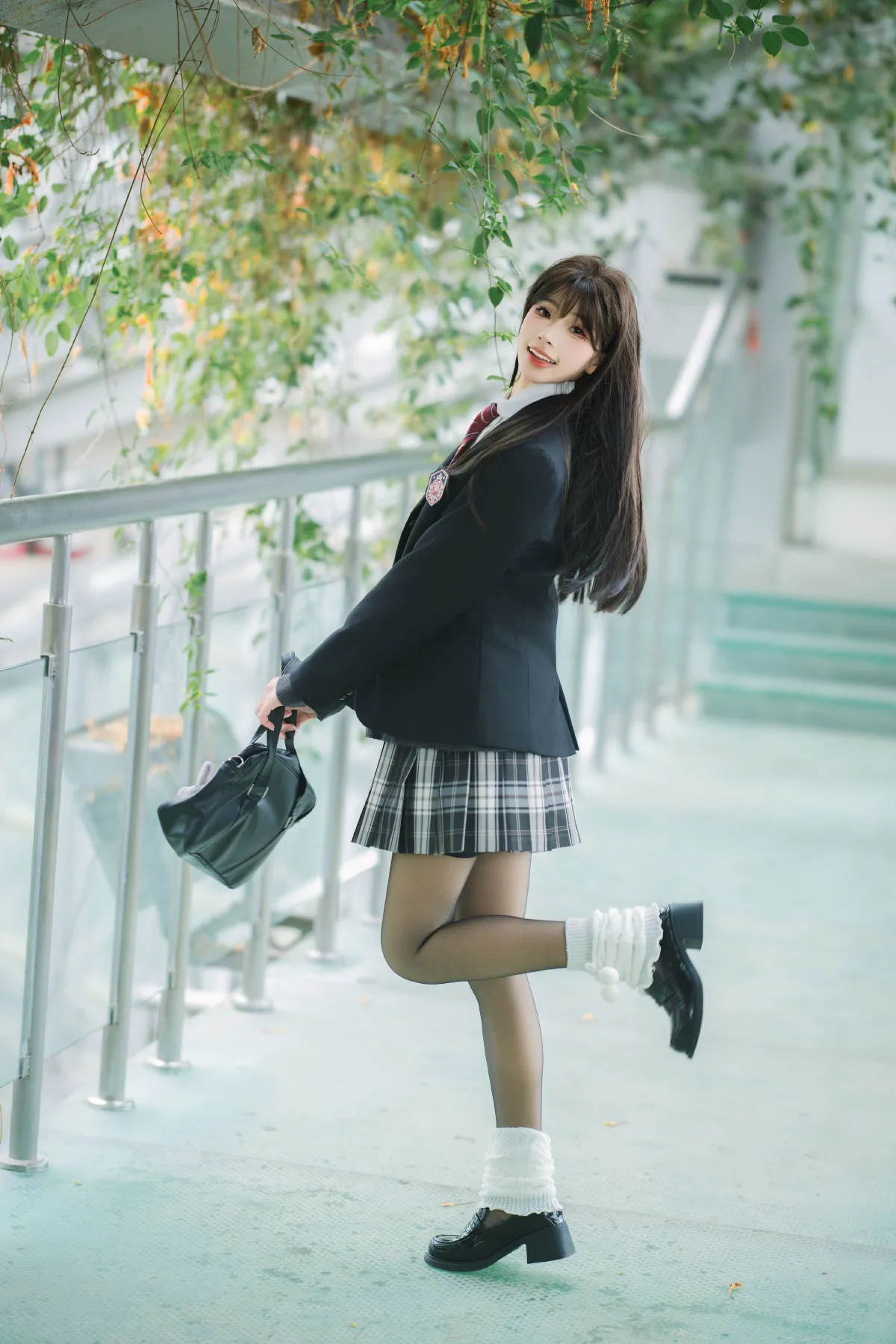 雷斯写真集_仙女卷《温室的花》美图作品图片3