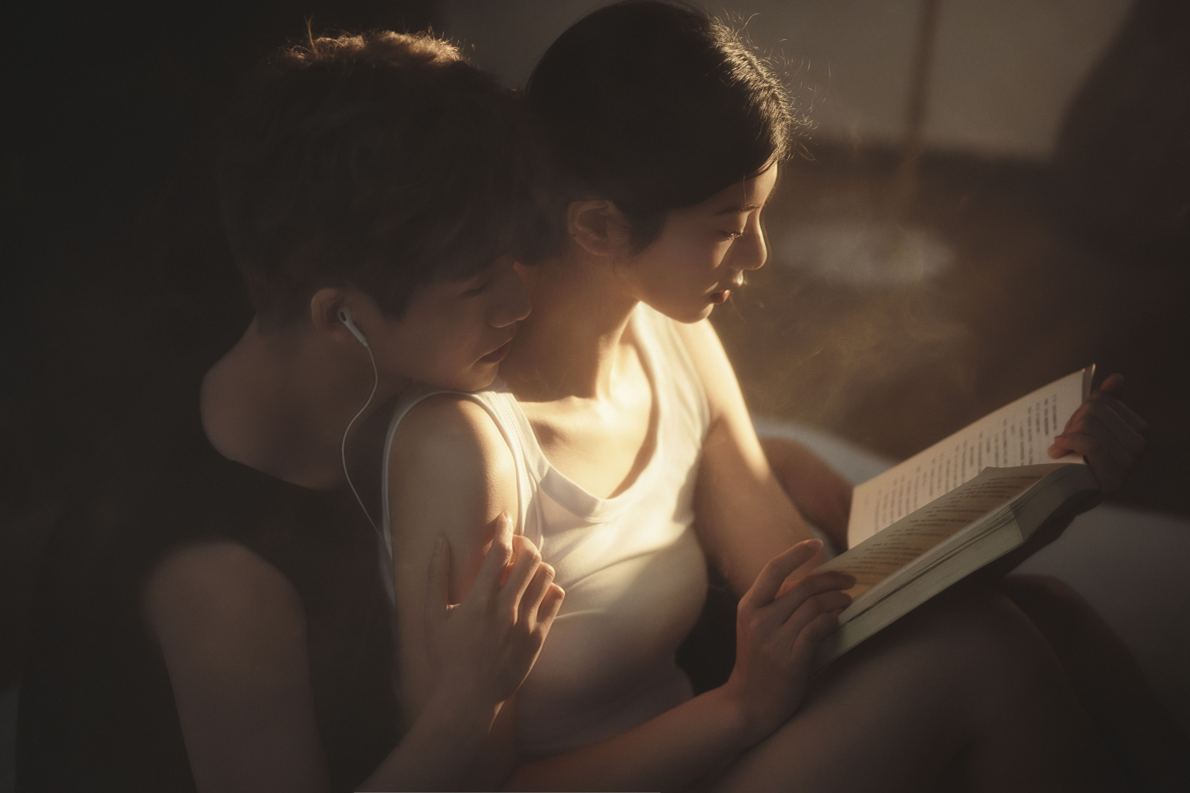 哈罗摄恐_晴天+卡卡《光记录了我们的故事》美图作品图片1