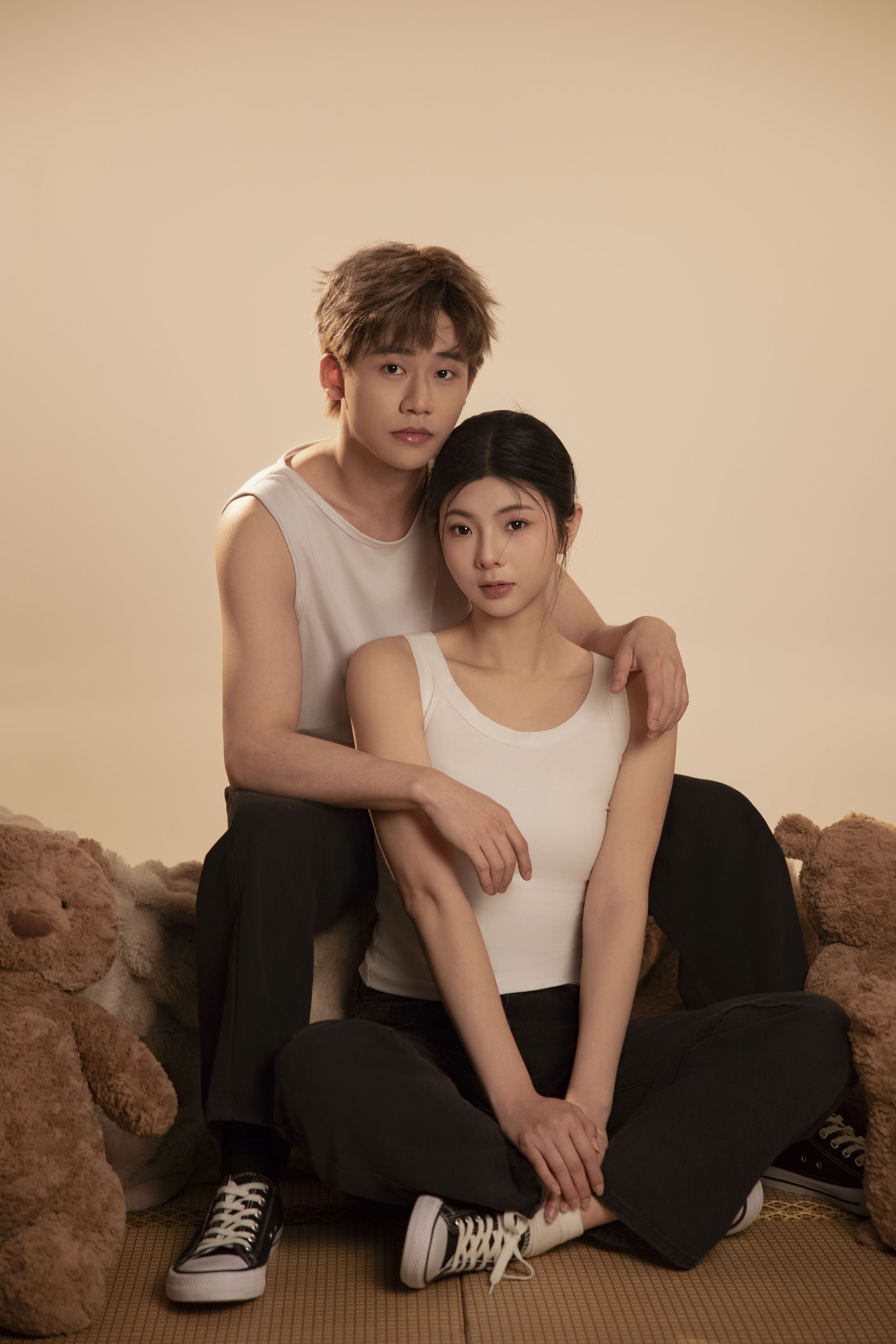 哈罗摄恐_晴天+卡卡《禁欲胶片》美图作品图片1