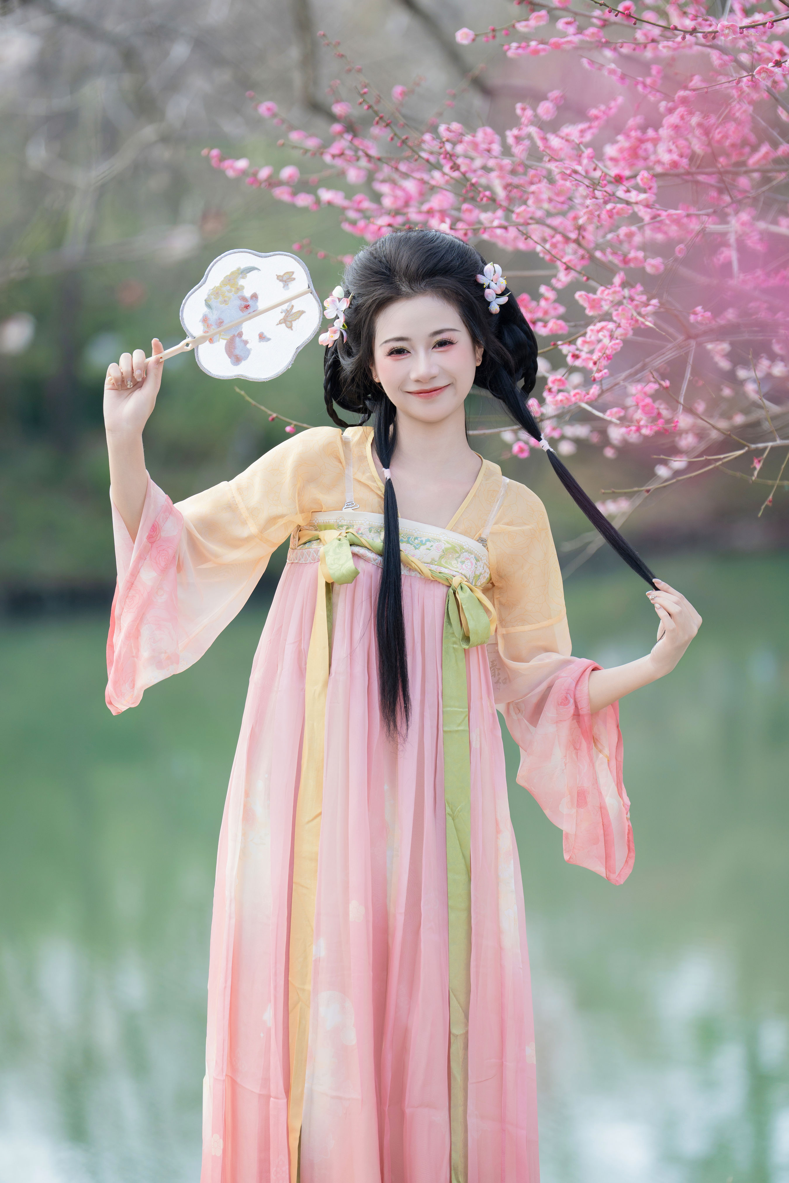 西夏_舒舒酱《出门放纸鸢》美图作品图片3