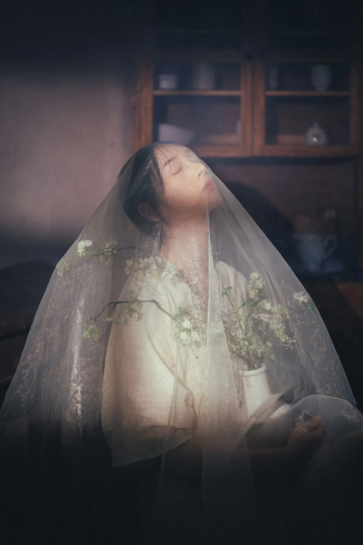 与影子亲吻
