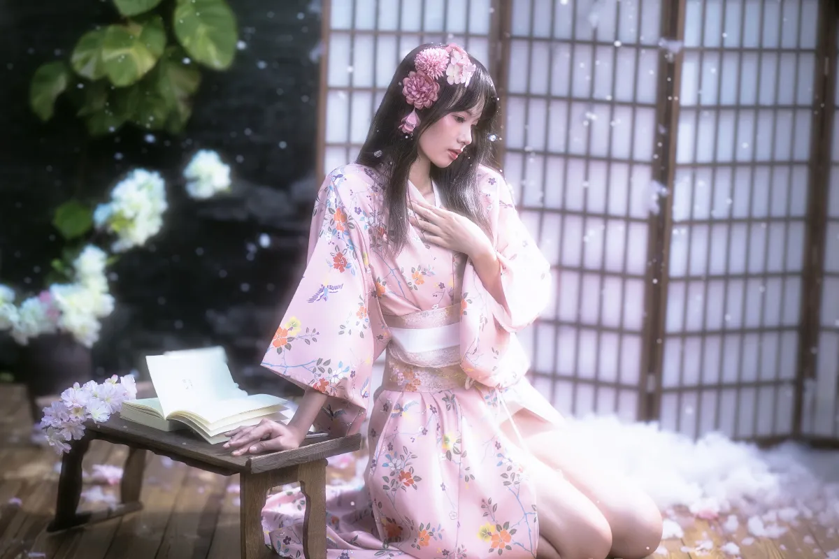 夜樱和服少女