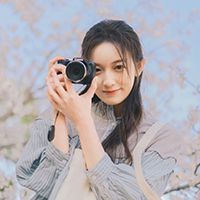 彤