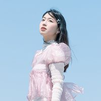 粉色少女
