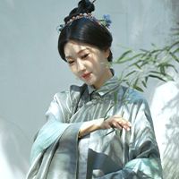 竹梨月