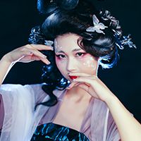 薇蓝