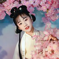 彤彤