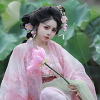 蓁蓁爱吃辣