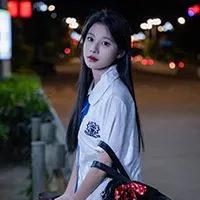 湉懒懒.